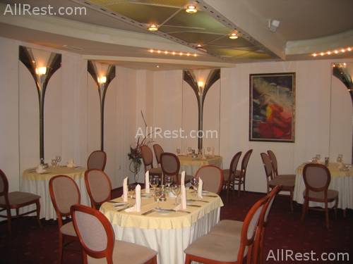 Reverence Hotel 5